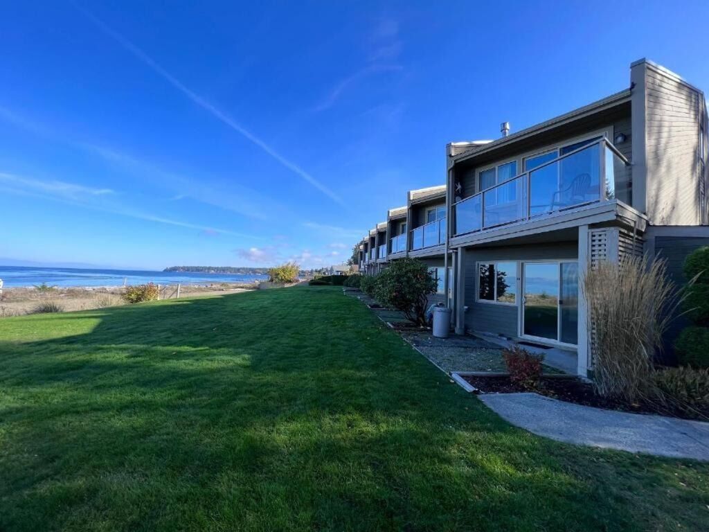 Picture of Shorewater Resort