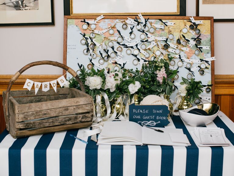 21-wedding-gift-table-ideas-to-welcome-your-guests-in-style