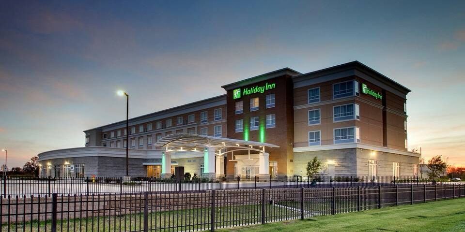 Picture of Holiday Inn & Suites at Grand Prarie 