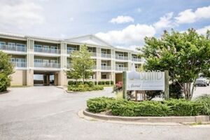 Picture of Island Inn & Suites Ascend Hotel Collection