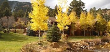 Picture of Aspen Winds on Fall River