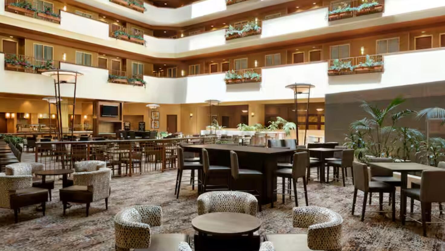 Picture of Embassy Suites by Hilton East Peoria Riverfront Hotel & Conference Center