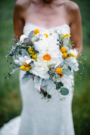 DIY White, Yellow and Mint Textured Bridal Bouquet