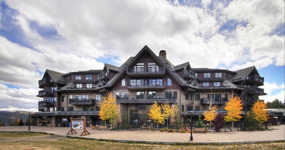 Picture of Crystal Peak Lodge