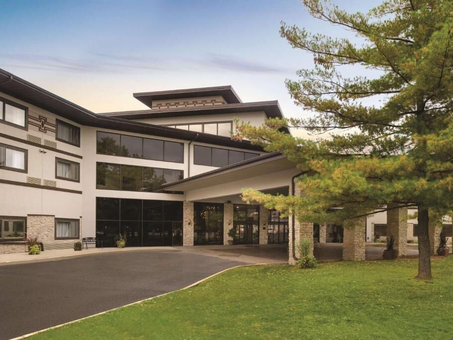 Picture of Oneida Hotel (Formerly known as Radisson Hotel & Conference Center Green Bay)