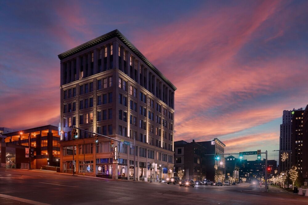 Picture of BLU-Tique, Akron, a Tribute Portfolio Hotel