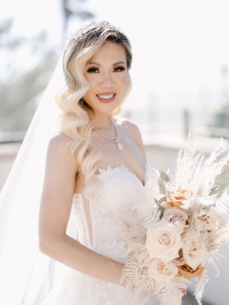 Bride With Loose Curls and Elegant Necklace