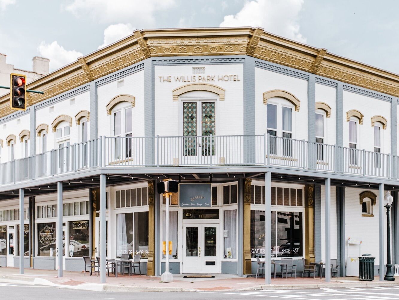 Picture of The Willis Park Hotel