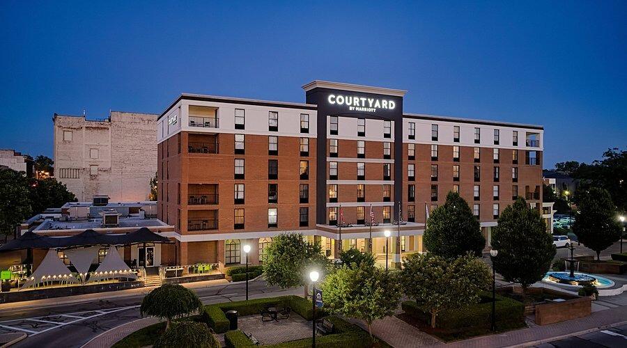 Picture of Courtyard Springfield Downtown