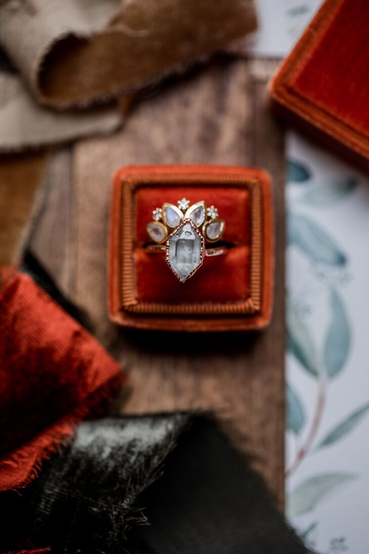 Modern Wedding Ring and Multi-Stone Band