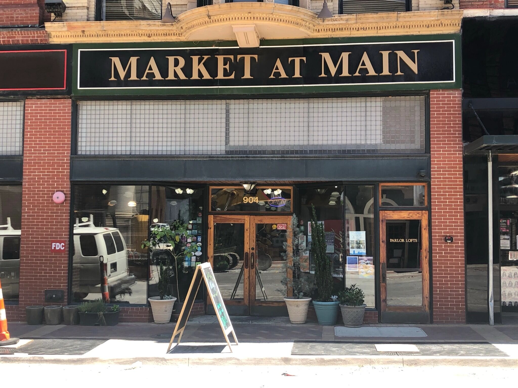 Picture of Market at Main