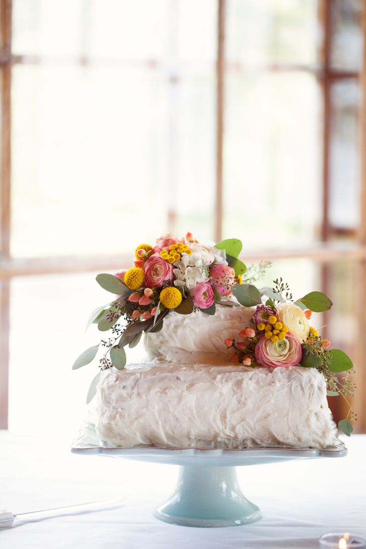 Daniel's mom baked her famous banana cake with cream cheese frosting for dessert. "It was the most beautiful and delicious wedding cake, ever!"