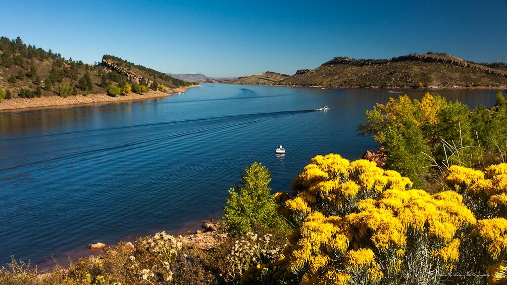 Picture of Horsetooth Reservoir