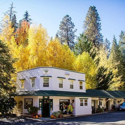 Picture of Outside Inn