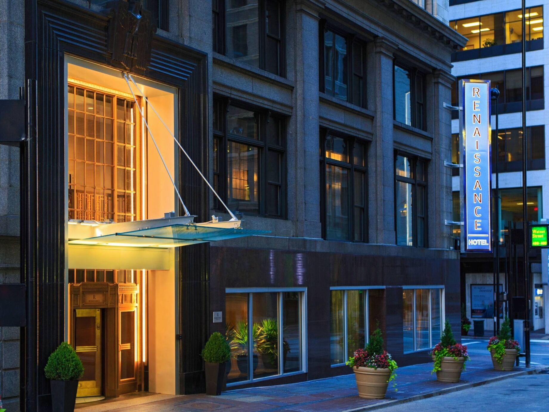 Picture of Renaissance Cincinnati Downtown Hotel