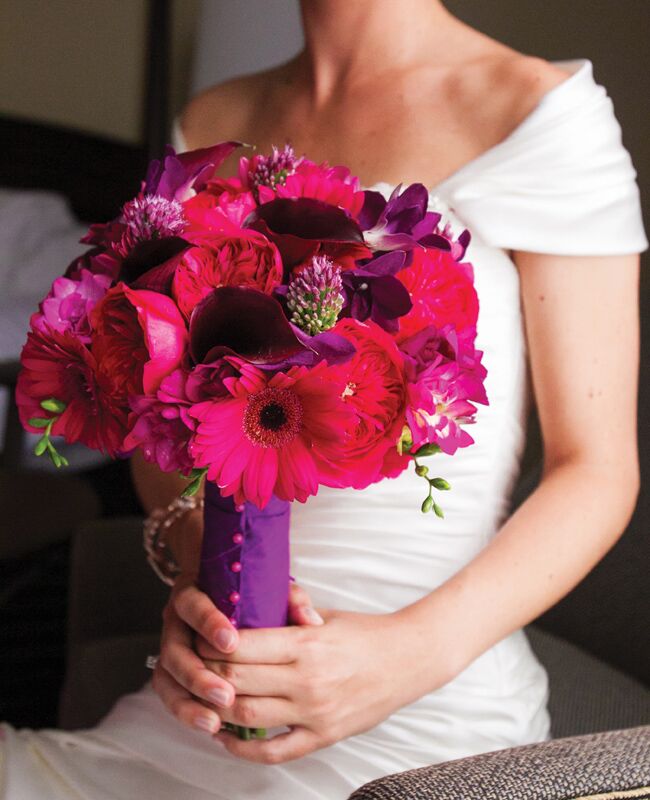 Bouquet Wrap with Contrasting Pins