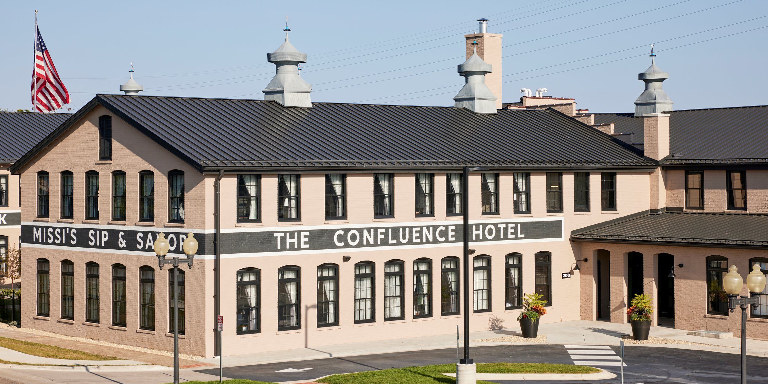 Picture of The Confluence Hotel 