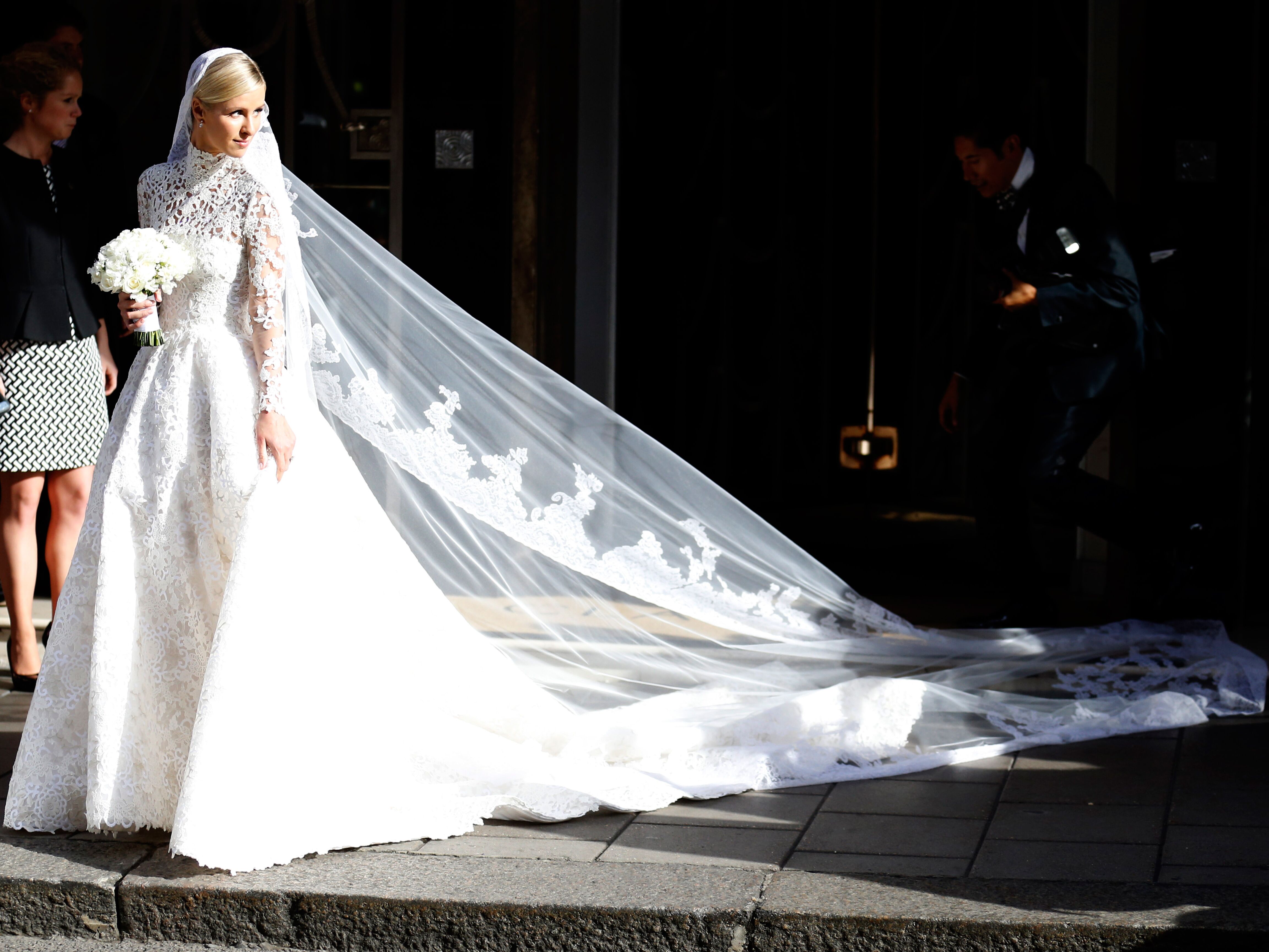 nicky hilton wedding dress