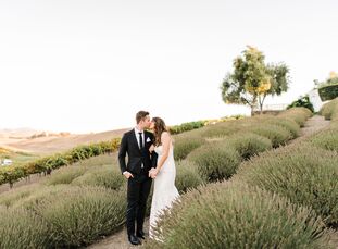 Thanks to her Italian roots and Northern California upbringing, Jenna Whitecar always longed to get married on a vineyard. She chose Leal Vineyards in
