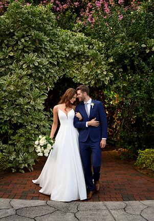 Essense of Australia D3080 A-Line Wedding Dress