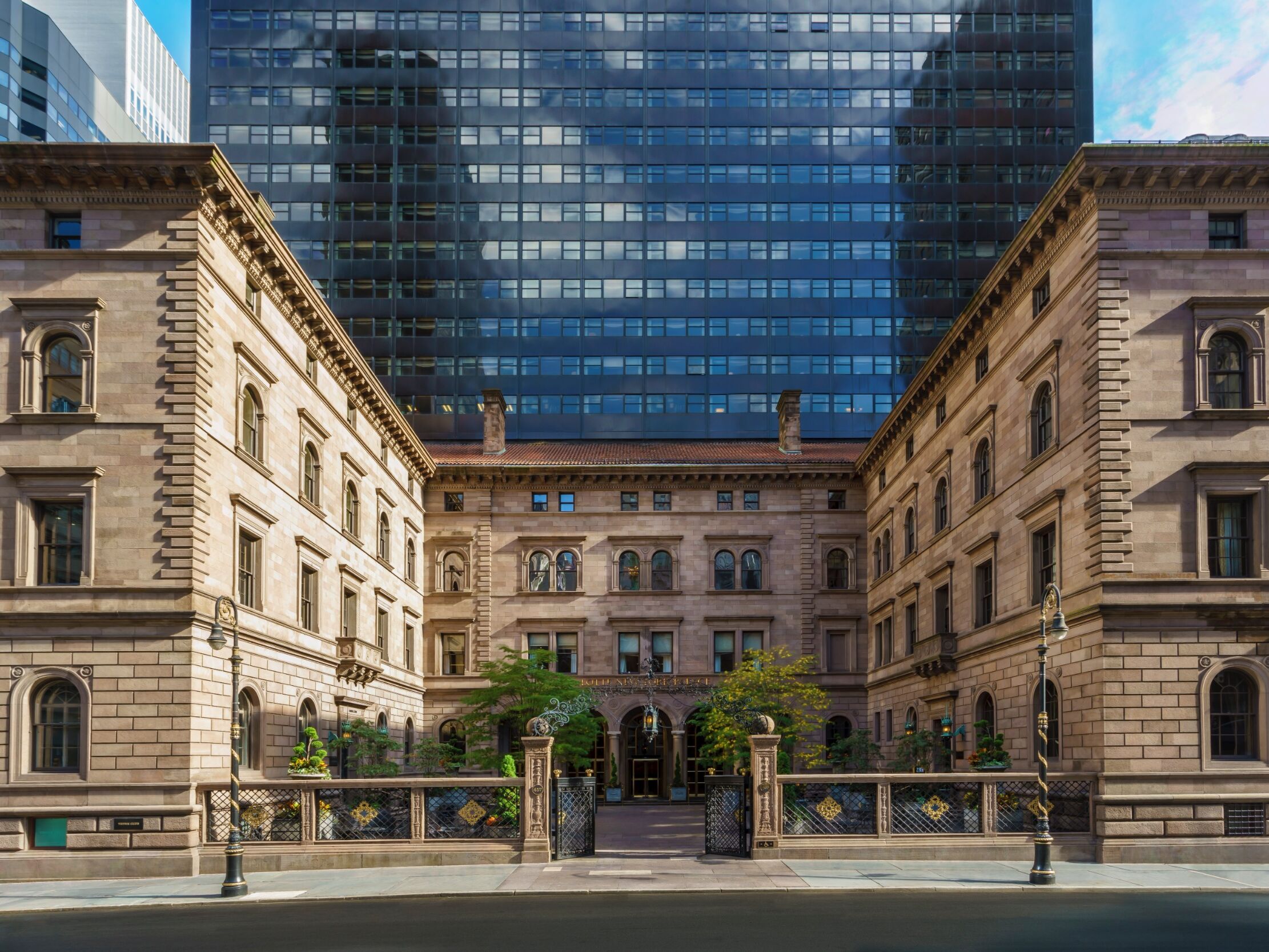 Picture of Lotte New York Palace