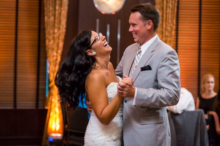 Bride and Groom\'s First Dance
