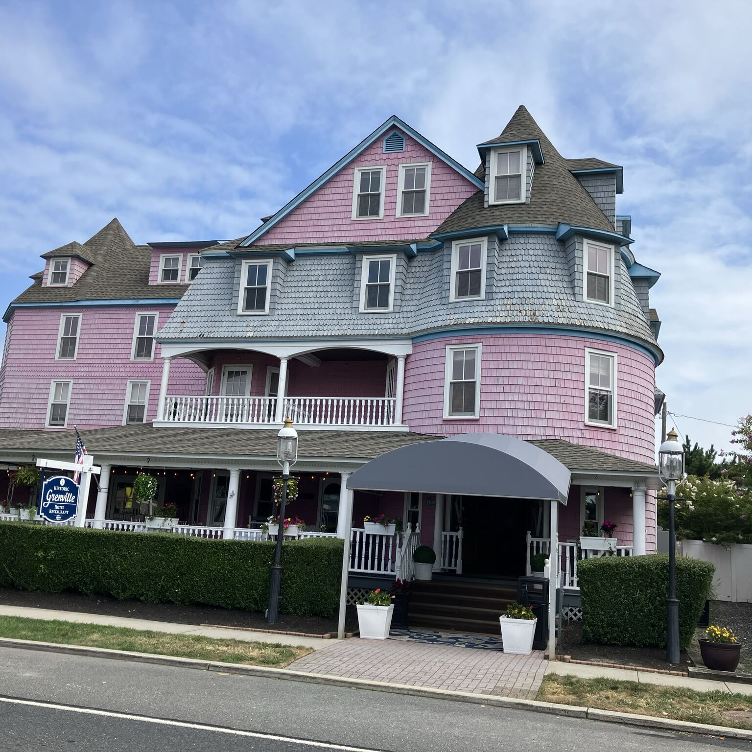 Picture of The Grenville Hotel 