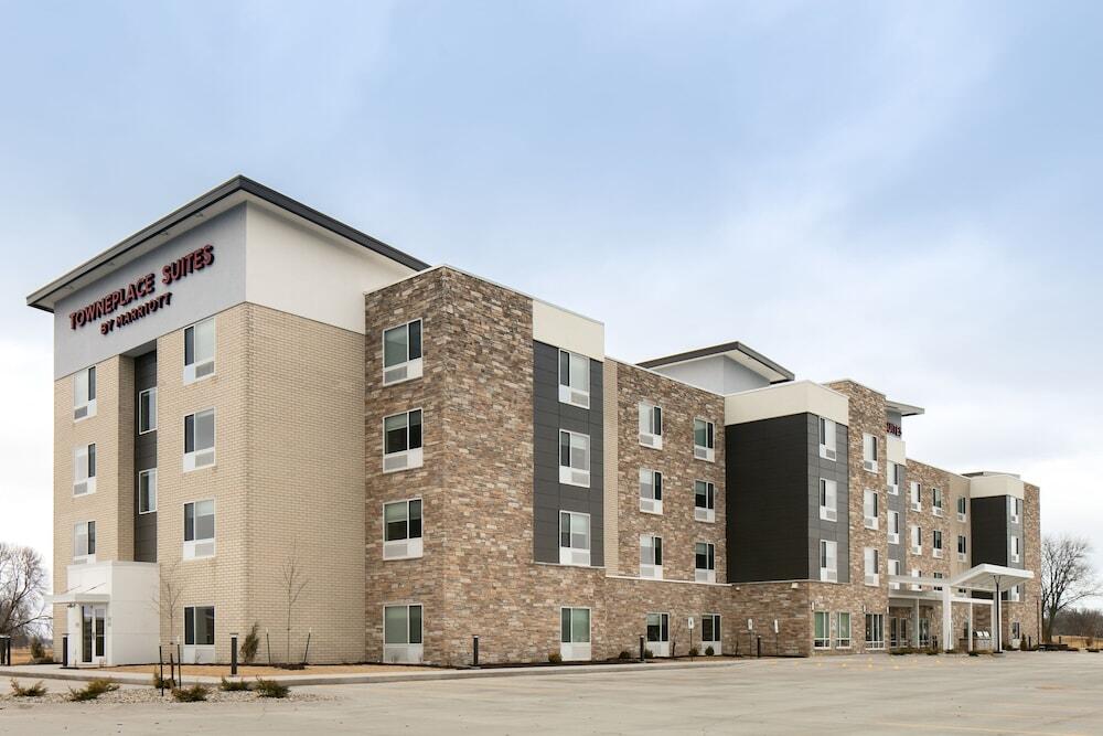 Picture of TownePlace Suites by Marriott Oshkosh