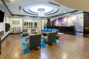 Picture of La Quinta Inn & Suites by Wyndham Fort Worth Lake Worth
