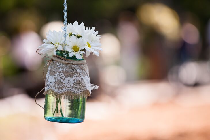 Daisy Mason Jar Hanging Aisle Decoration