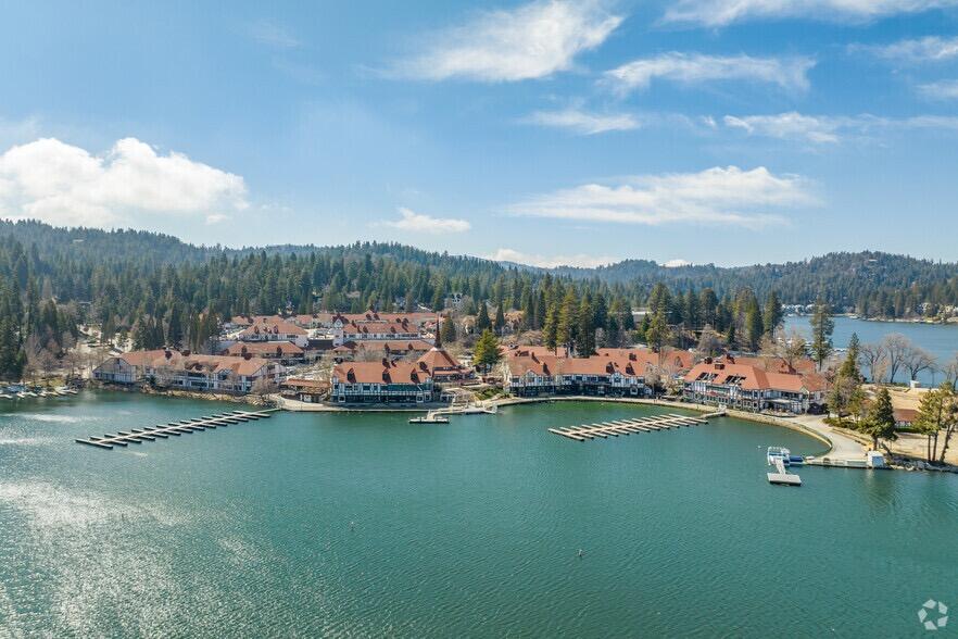 Picture of Lake Arrowhead Village