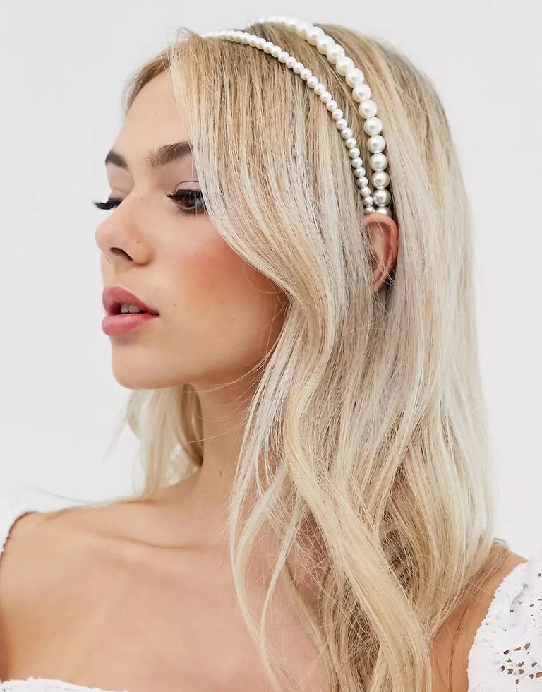 Headband with two rows of pearls