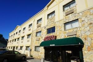 Picture of The Floral Park Motor Lodge