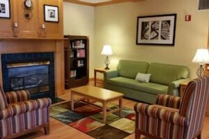 Picture of Country Inn & Suites by Radisson Bloomington Normal West IL