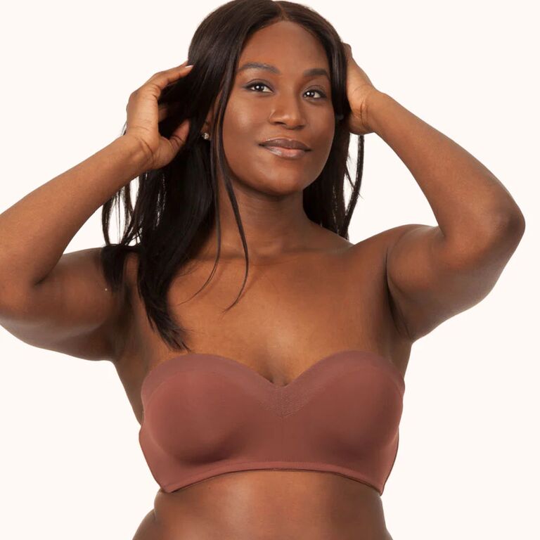 no-wire strapless push-up bra for weddings in dark nude