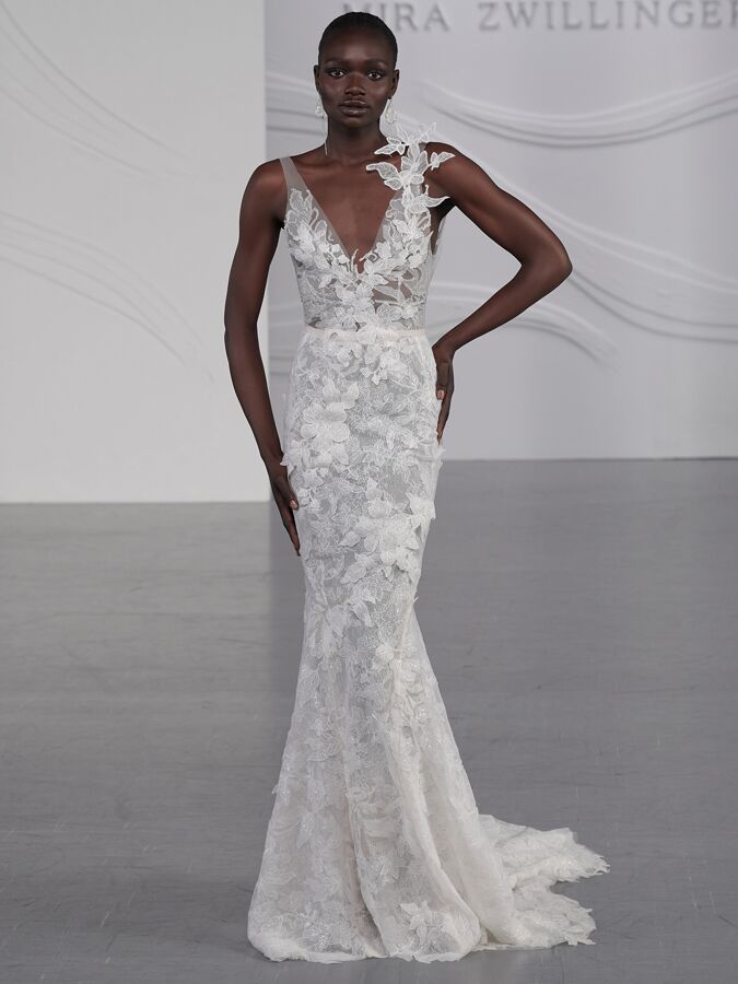Mira Zwillinger textured lace fitted V-neck wedding dress