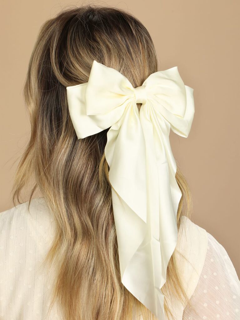 The 18 Best Wedding Hair Bows