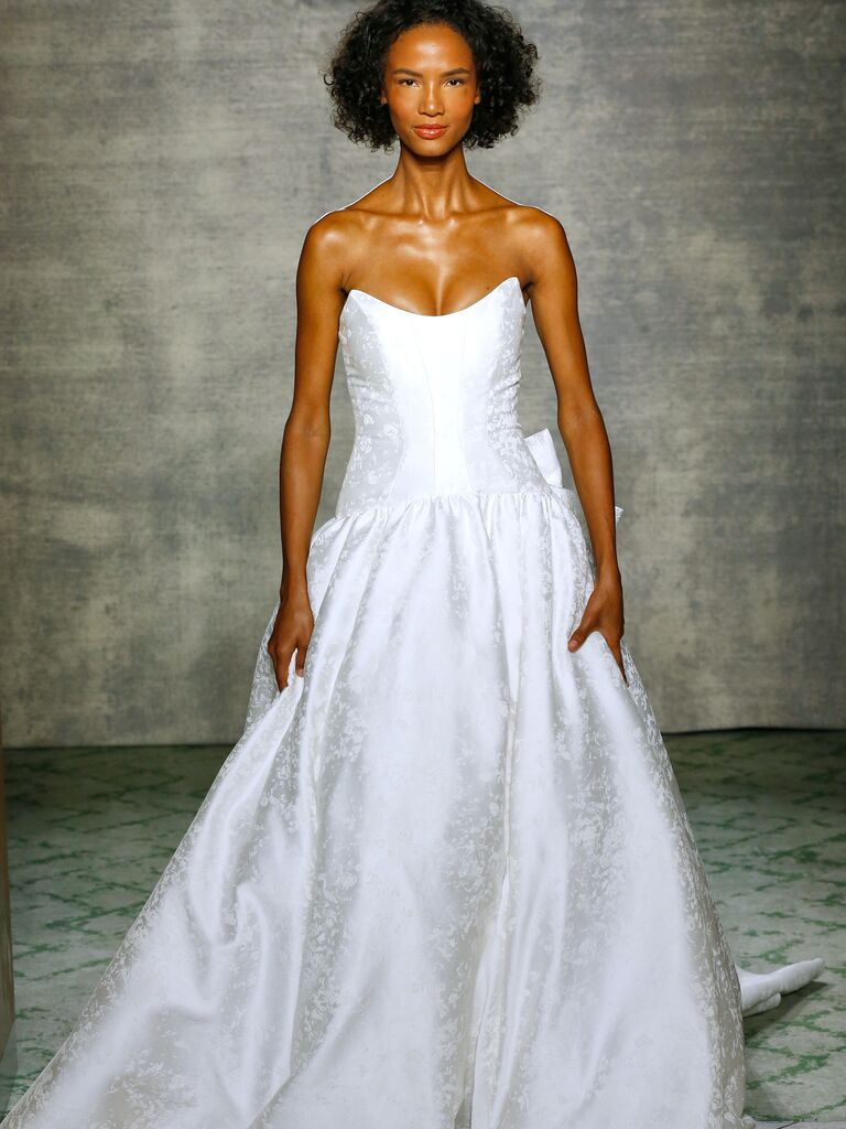 ball gown wedding dress