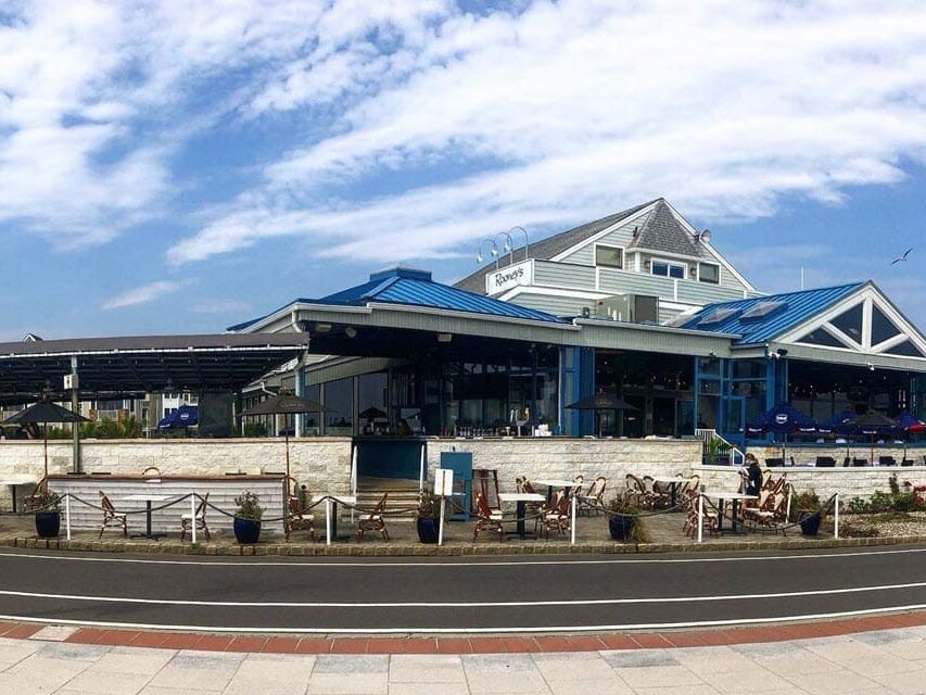 Picture of Rooney's Oceanfront Restaurant