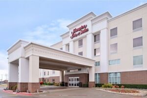Picture of Hampton Inn & Suites Greenville