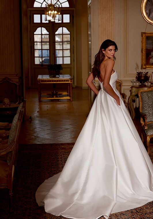 Justin Alexander Jones A-Line Wedding Dress - 6