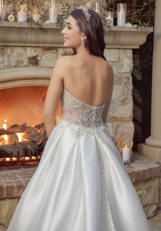 Casablanca Bridal Style 2442 Sabrina Ball Gown Wedding Dress - 4