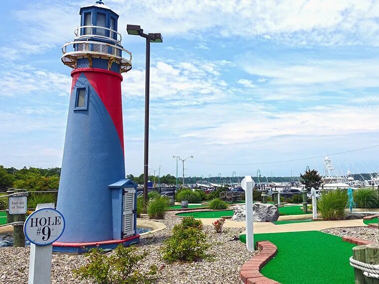 Picture of Shipwreck Island Mini Golf