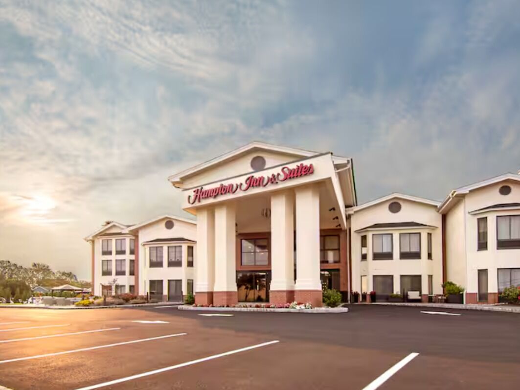 Picture of Hampton Inn & Suites Fairfield