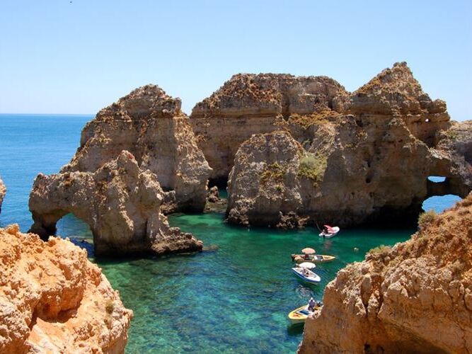 Picture of Les fameuses falaises à Lagos