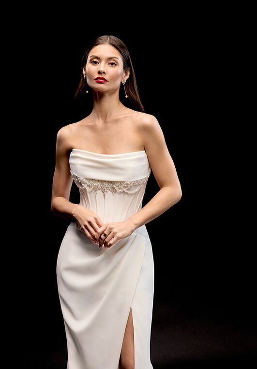 Justin Alexander Signature Layla Fit-and-Flare Wedding Dress - 6