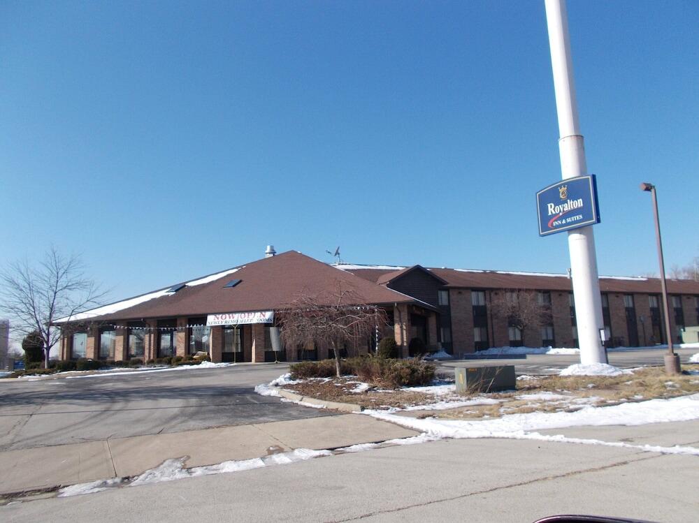 Picture of Royalton Inn and Suites Wilmington
