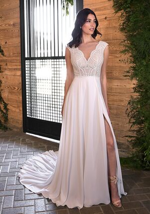 Essense of Australia D3421 A-Line Wedding Dress