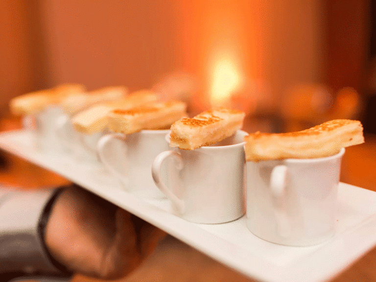 Soup and grilled cheese wedges as a winter wedding appetizer. 