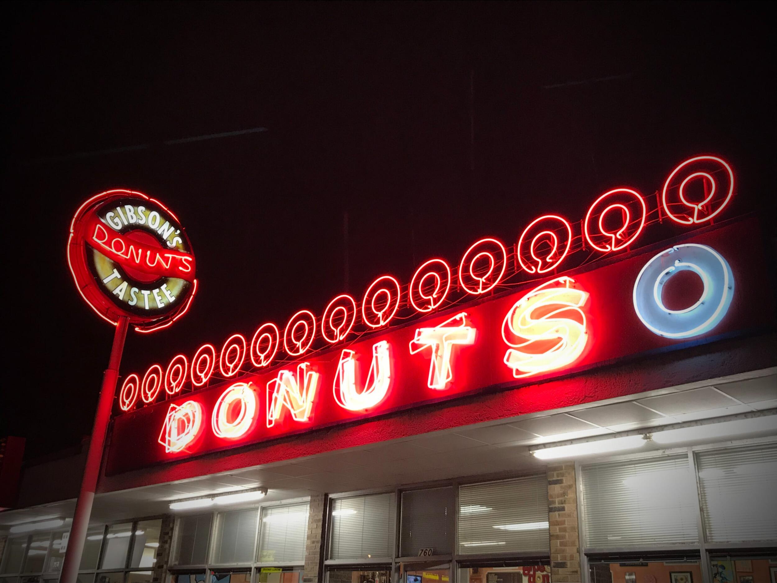 Picture of Gibson's Donuts